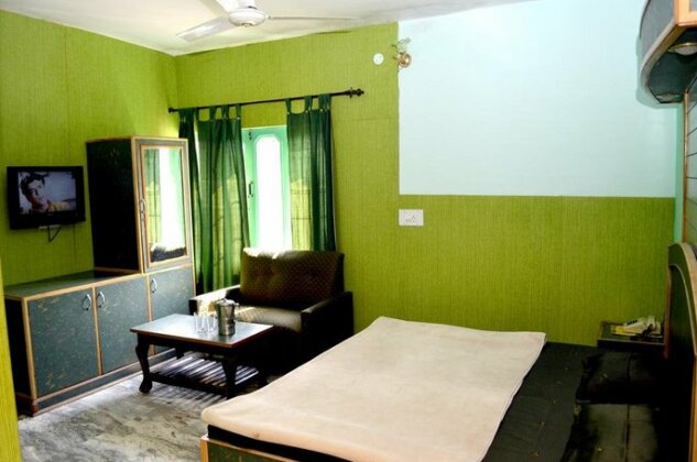 Kasauli Hotel Puri - Photo4