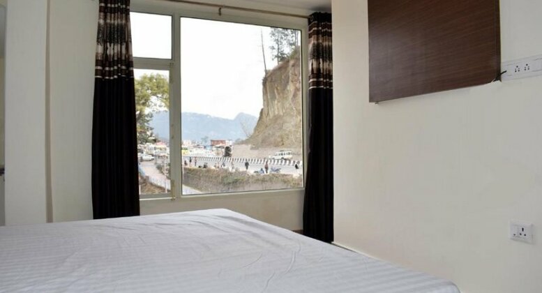 Tanishq Regency Kasauli - Photo5