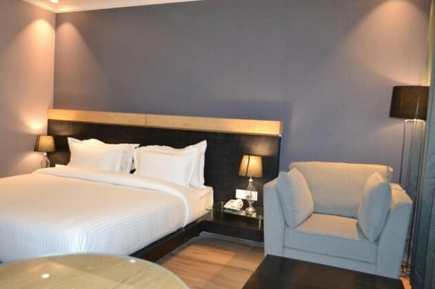 Velvet Grey - Photo4
