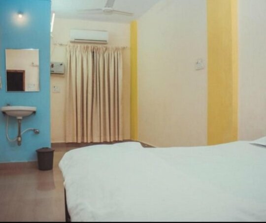 Vishranti guest house - Photo3