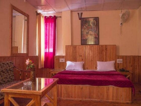 Hotel Devlok International - Photo5