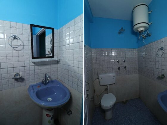 OYO 35421 Royal Mount - Photo4