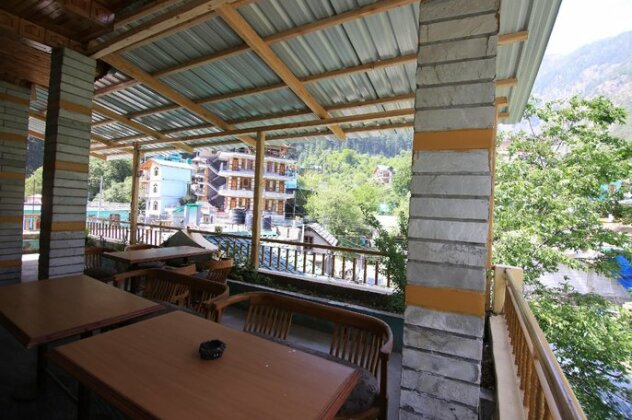 OYO 37947 Deeya Place - Photo5