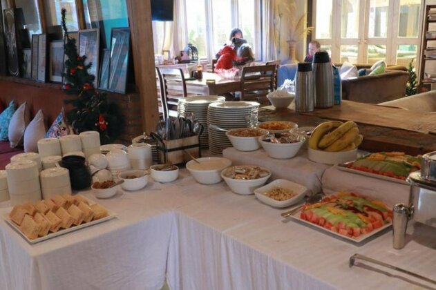 The Rainbow Inn & Cafe - Photo3