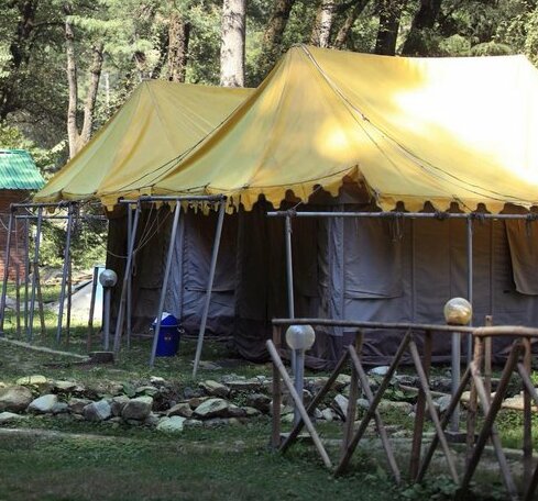 Yolo Tribe Camps - Photo3