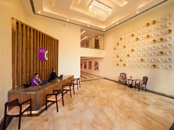 Clarks Inn Suites Katra - Photo2