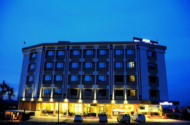 Hotel Grand Sharan