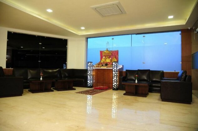 Hotel Grand Sharan - Photo3