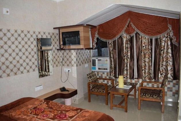 Hotel Madhuban Katra - Photo2