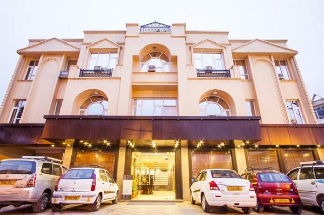 Hotel Maharaja Inn Katra - Photo2