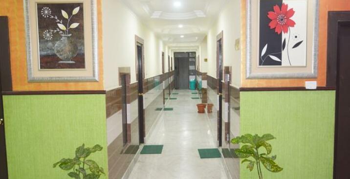 Hotel Om Karan Residency - Photo4