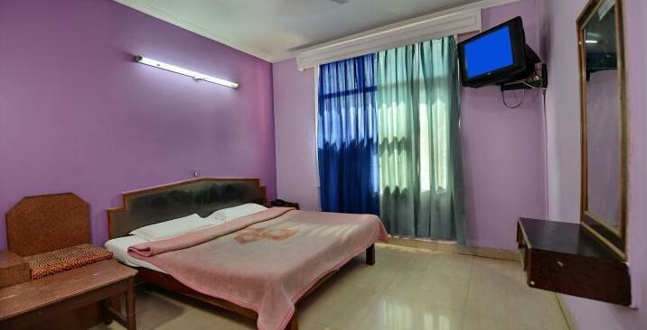 Hotel Prem International - Photo2
