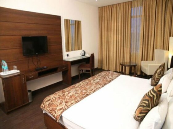Hotel Samrat Katra - Photo5