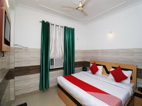 OYO 18916 Shyam Residency - Photo2