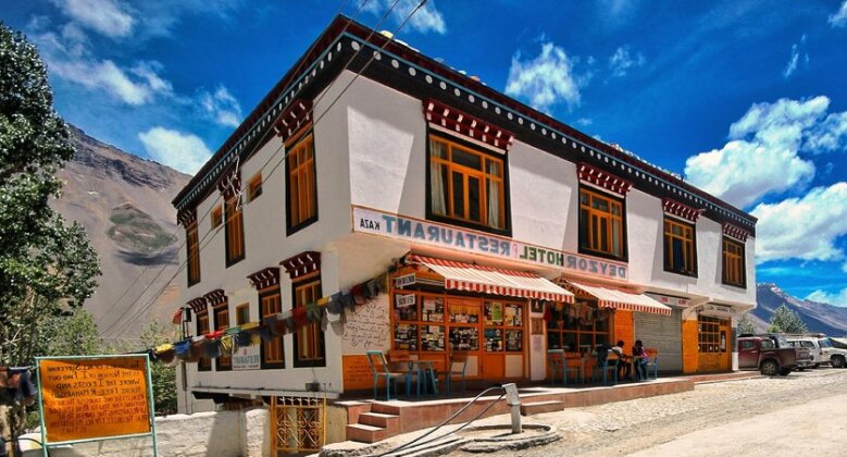 Hotel Deyzor