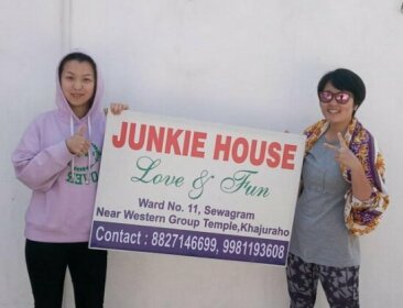 Junkie House