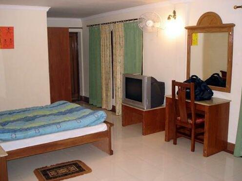 Riverside Resorts - Photo2