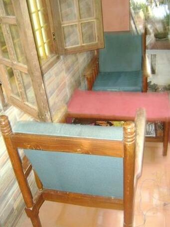 Allan's Inn - Photo3