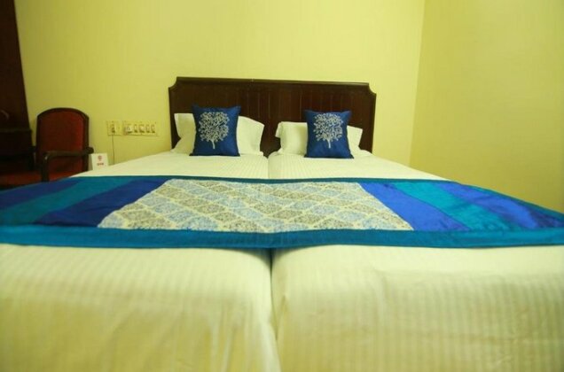 OYO Rooms MG Road Padma Junction - Photo5