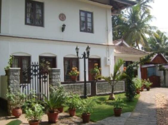 The Bungalow Heritage Homestay - Photo4
