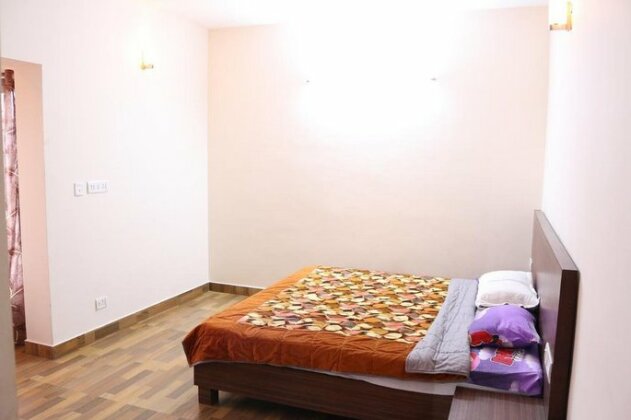 Adhithya Holidays - Photo5