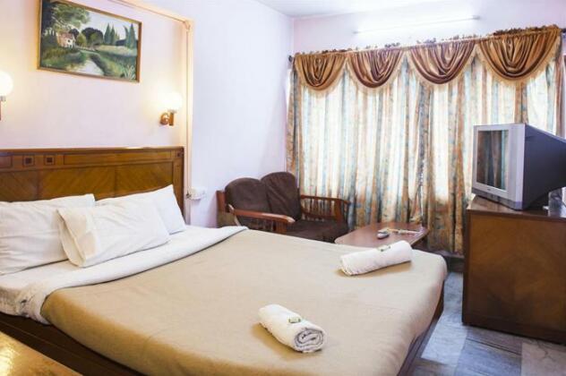 Hotel Jc Grand - Photo2