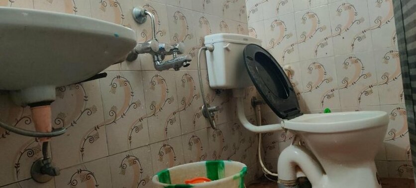 Isolated Family Home - Photo3