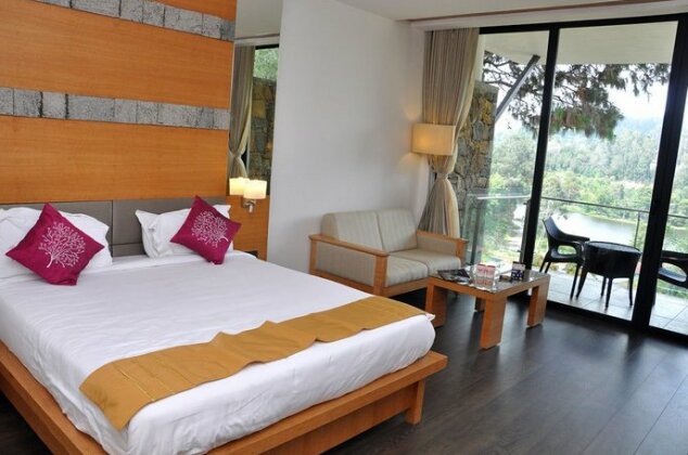 OYO Premium Upper Lake Road - Photo4