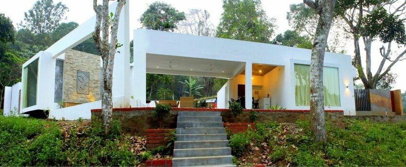 Thapovan Villa - Photo2