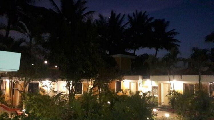 Amrapali Resort - Photo2