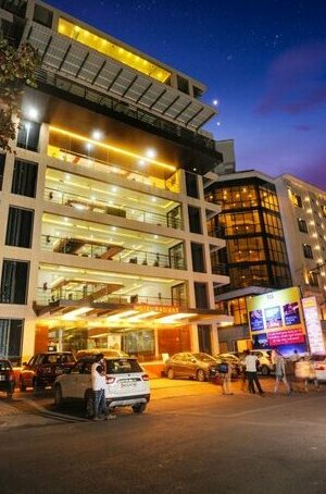 Capital O 3285 Hotel Radiant
