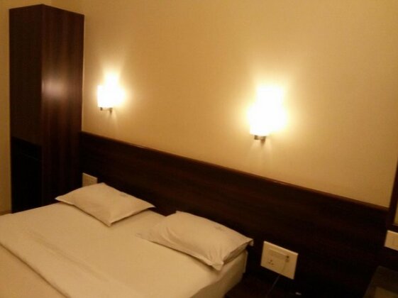 Hotel GreenLand-Elegant - Photo5