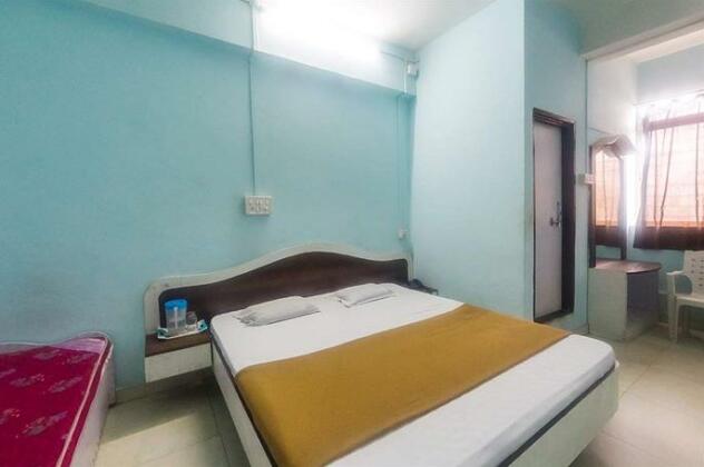 Hotel Rajesh Deluxe - Photo2