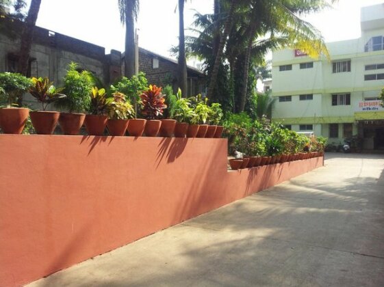 Hotel Samarth Lodging - Photo2