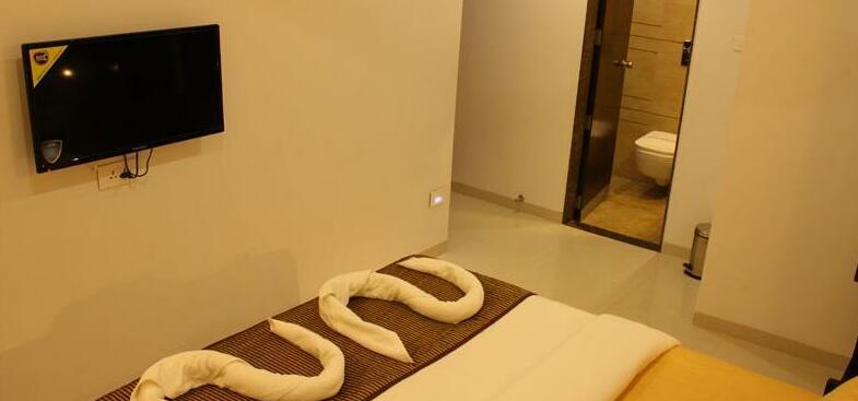 Hotel Sri Sri Executive Lodging - Photo5
