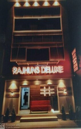 Rajhuns Deluxe Lodging