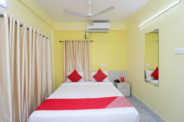 FabExpress Flama Guest House - Photo3