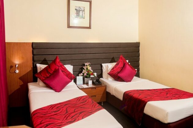 Indismart Hotel - Photo2
