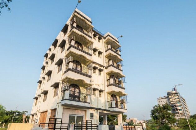 OYO 10040 New Town
