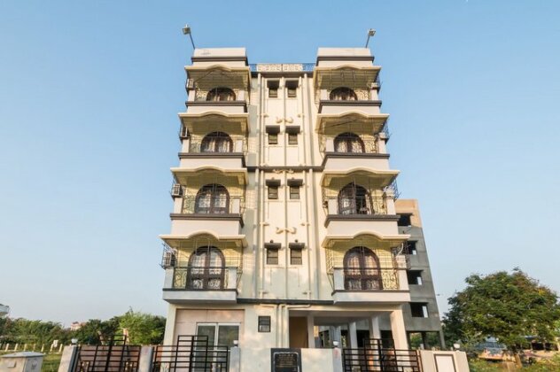 OYO 10040 New Town - Photo4