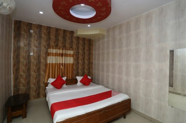 OYO 41435 Golden Residency guest house - Photo3