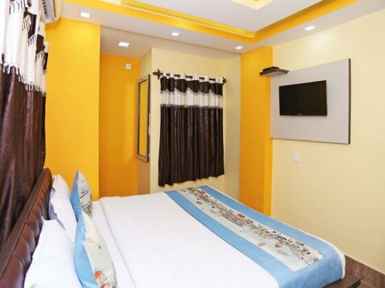 OYO 9975 Hotel Asmeet - Photo3