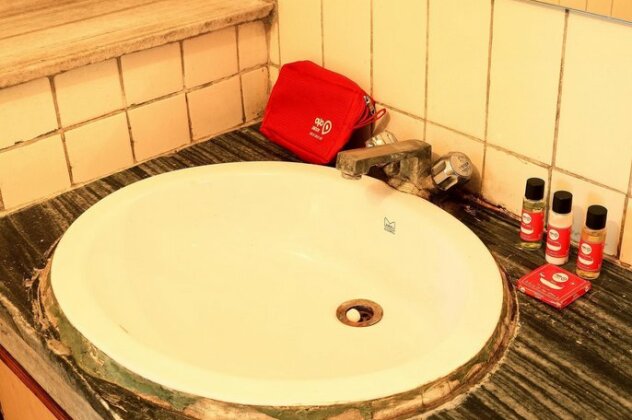 OYO Rooms Salt Lake DA Block Sector 1 - Photo5