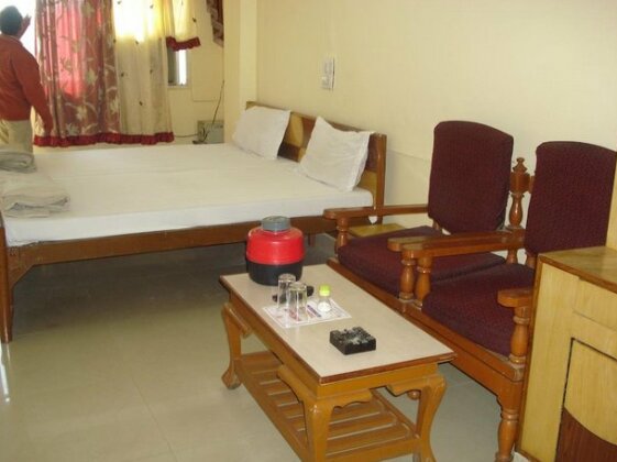 Bharat Hotel - Photo4