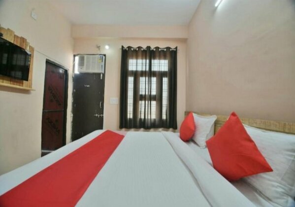 Hotel B Shivjii - Photo2