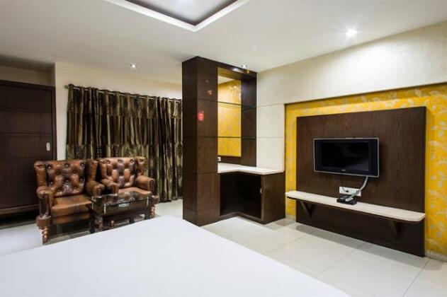 Hotel Surya Prime - Photo3
