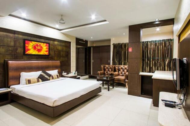 Hotel Surya Prime - Photo4