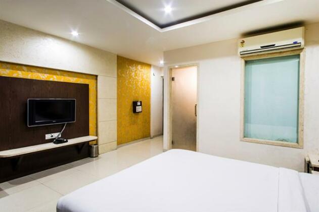 Hotel Surya Prime - Photo5