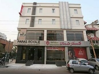 OYO 10148 Hotel Paras Royal