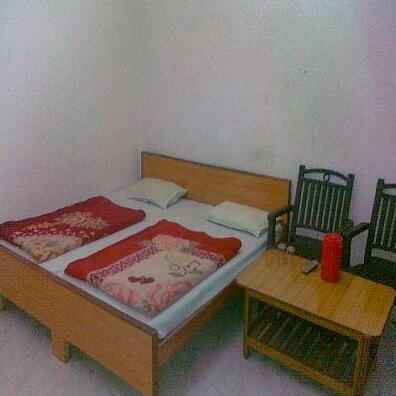 Hotel Urvashi - Photo5